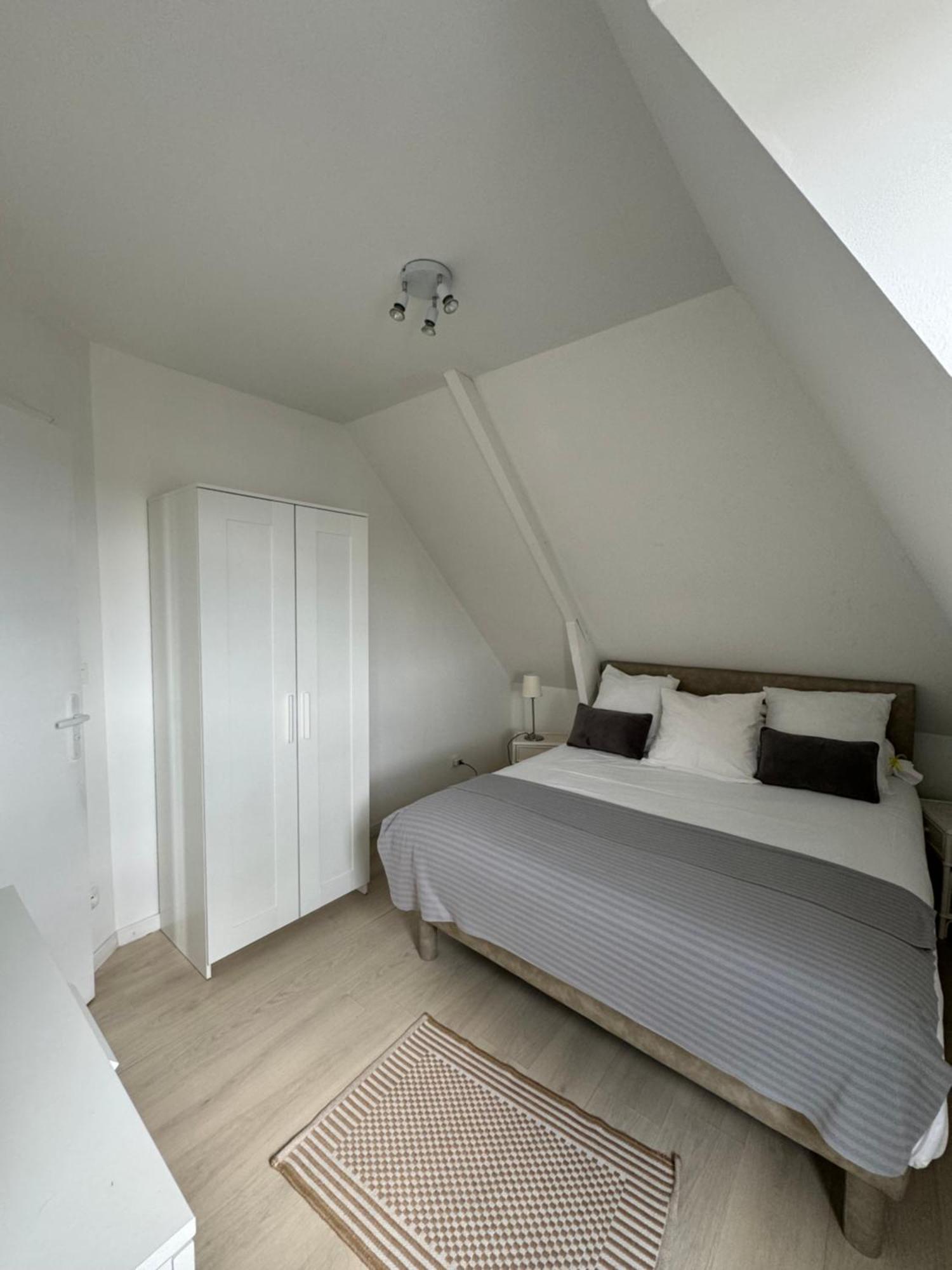 Chez-Marion Hotel Мервил-Франсвил-Плаж Екстериор снимка